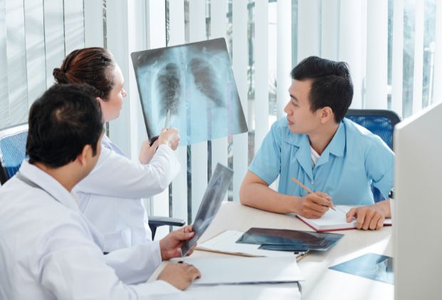 iCliniq | Essential Guide to Pneumococcal Disease 