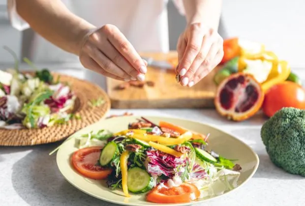 Diet and Multiple Sclerosis Prevention: Exploring the Connection